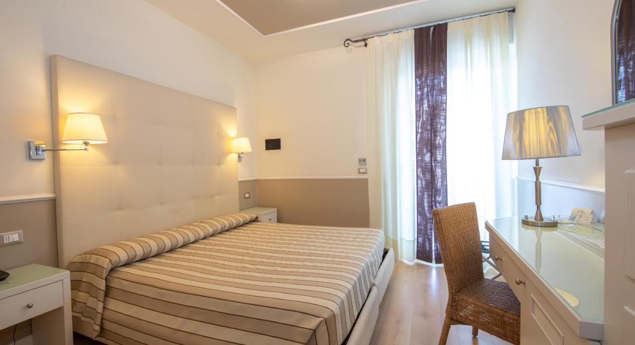 Hotel Le Soleil Lido di Jesolo Kültér fotó